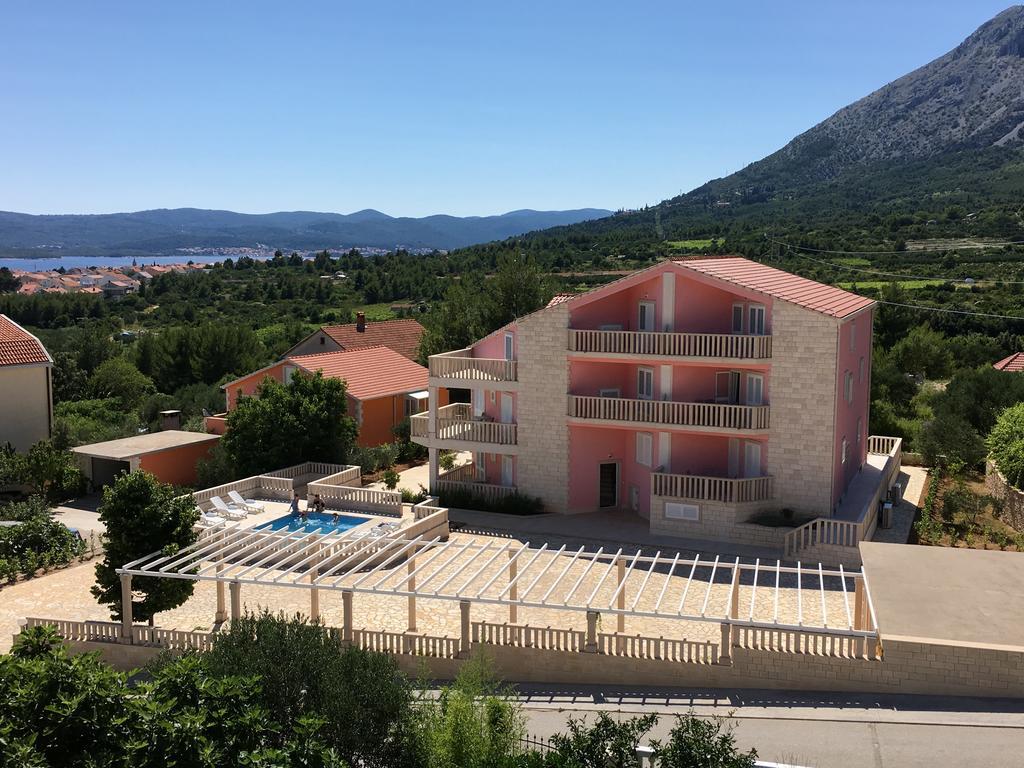 Apartament Meridiana 1 *