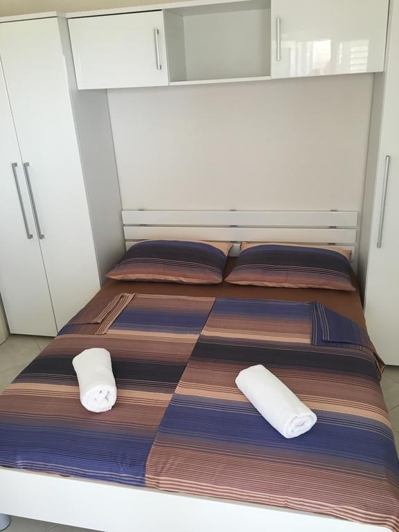 Apartament Meridiana 1 *