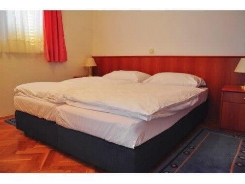 Apartament Meridiana 1 *
