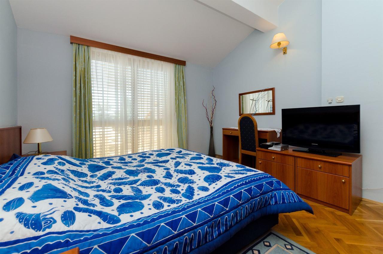 Meridiana 1 Apartament